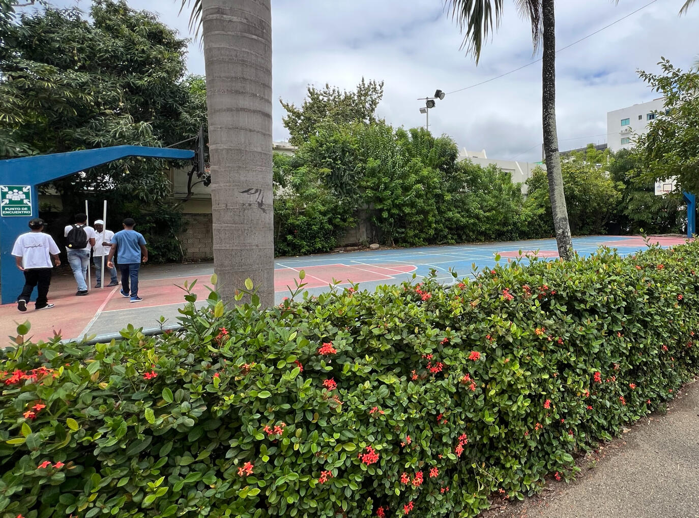 Santa Rosa - Basketball Court